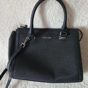 Black Calvin Klein Convertible Handbag (EUC)